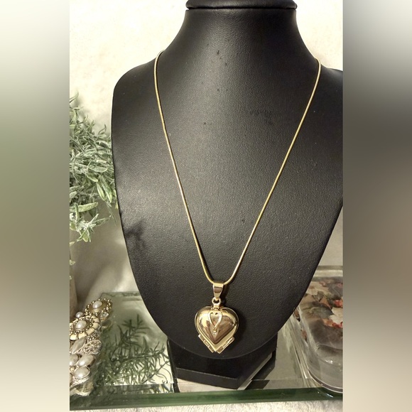 G.H. Bass & Co. Jewelry - 1Pcs Gostear Cute Four leaf Clover Love Heart
Photo Pendant